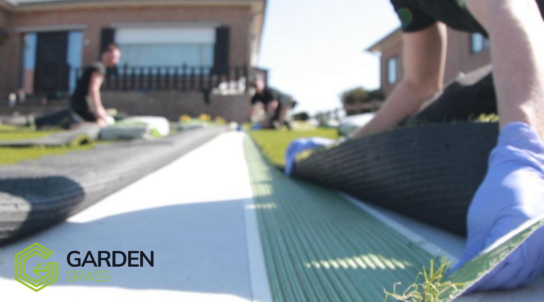 Hoe kun je kunstgrasmatten goed vergelijken als hovenier