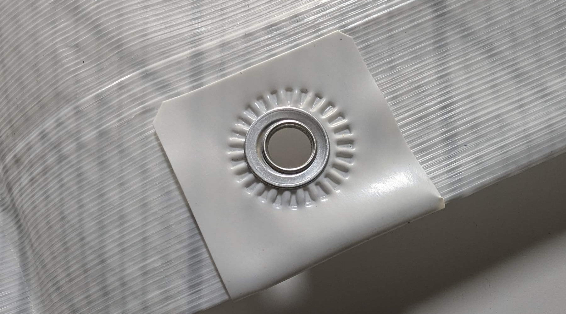 Droog Werken, Hoogwaardig Bouwen: Xstrong Afdekzeilen in de Praktijk