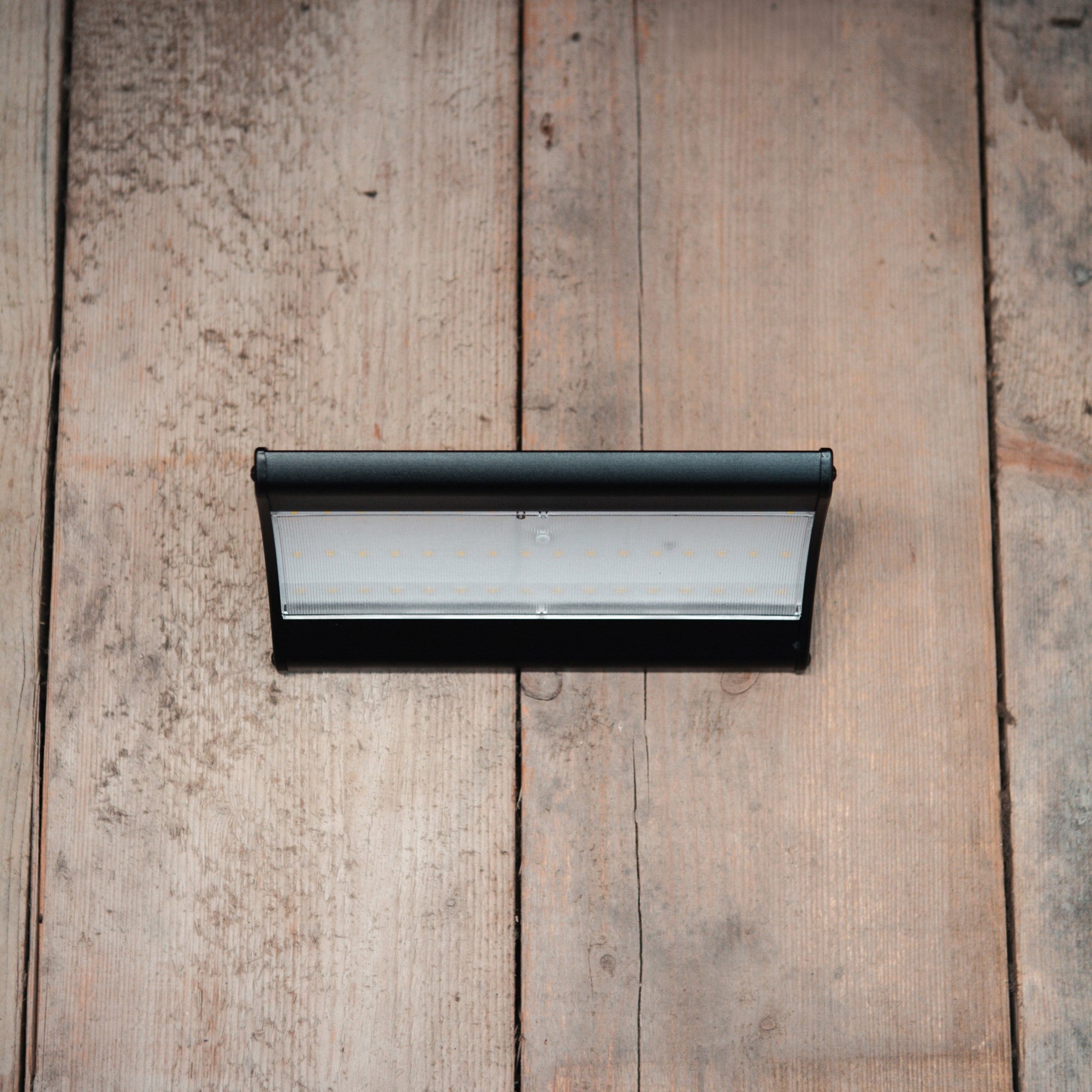 Iplux® Solar LED Wandlamp SafeSense Pro 900lm