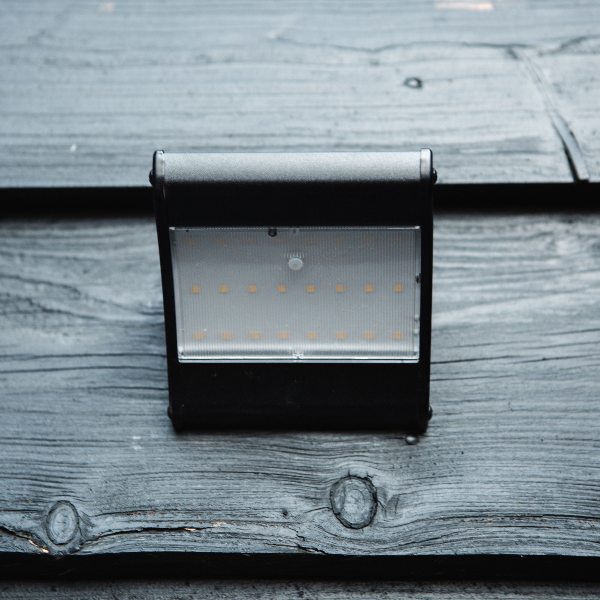 Iplux® Solar LED Wandlamp SafeSense Lite 450lm