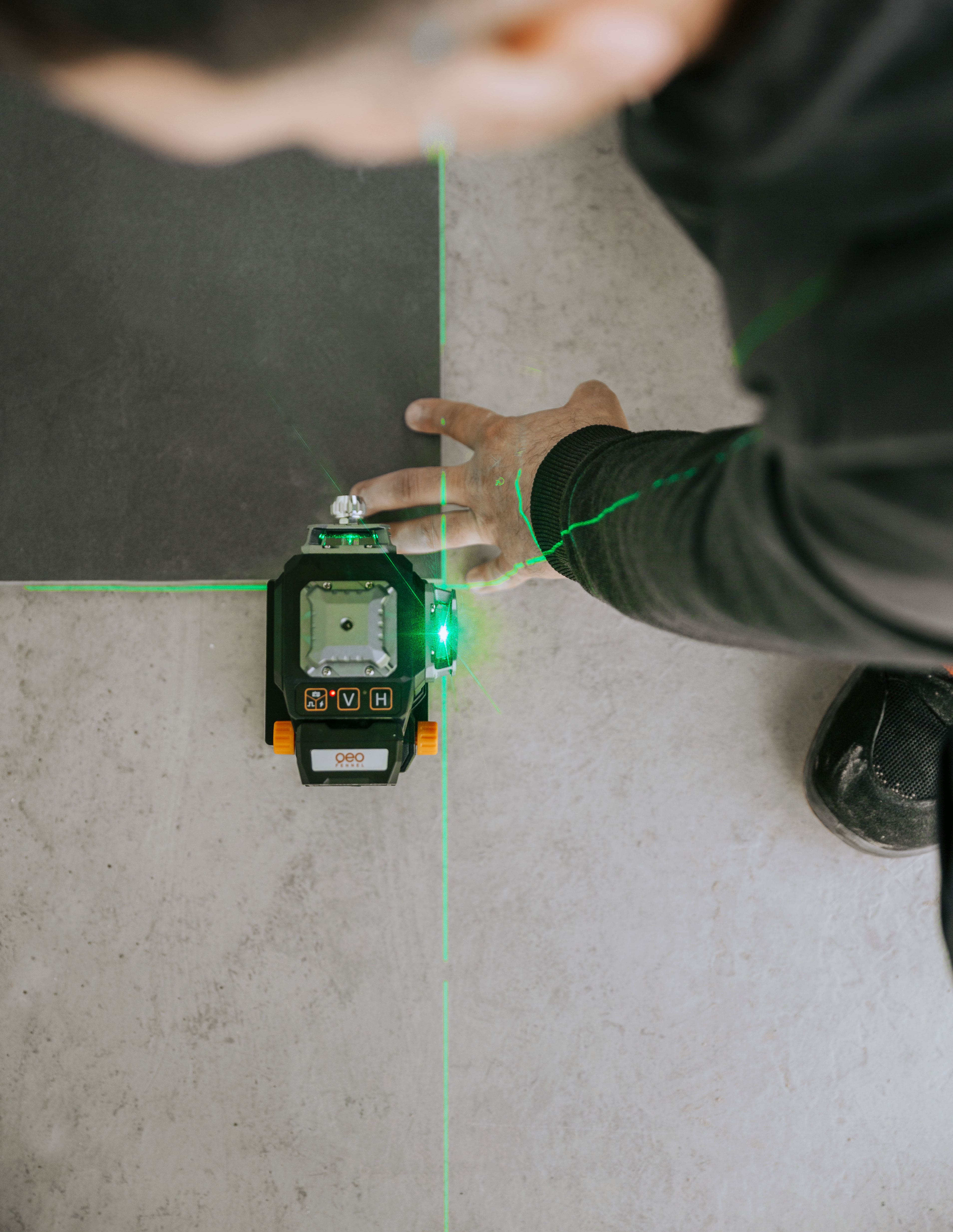 Axeo 4D - De veelzijdige laser met 2 horizontale laservlakken - voor plafond- en vloerwerkzaamheden