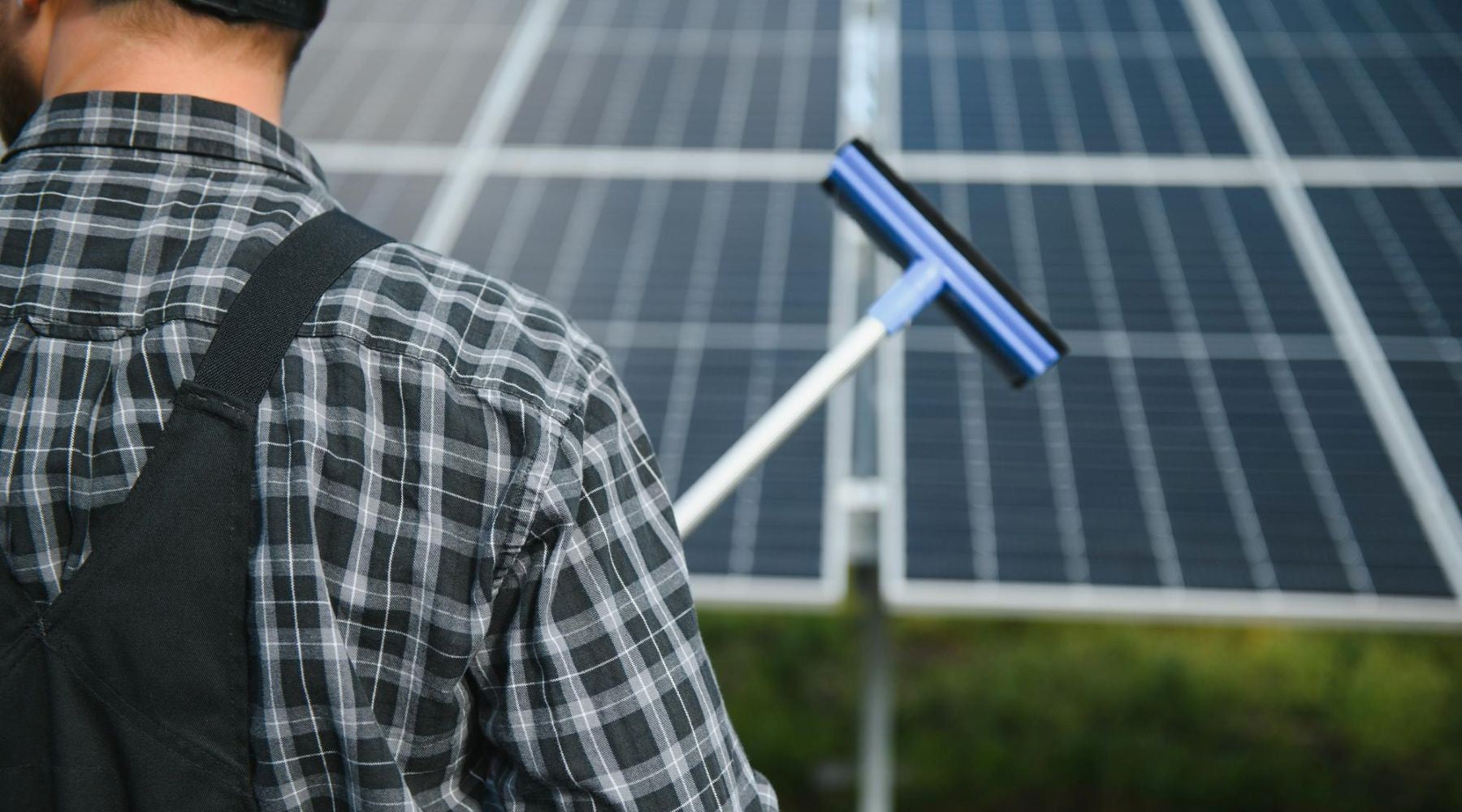 Optimaal zonnepaneelonderhoud voor Maximale Energieproductie