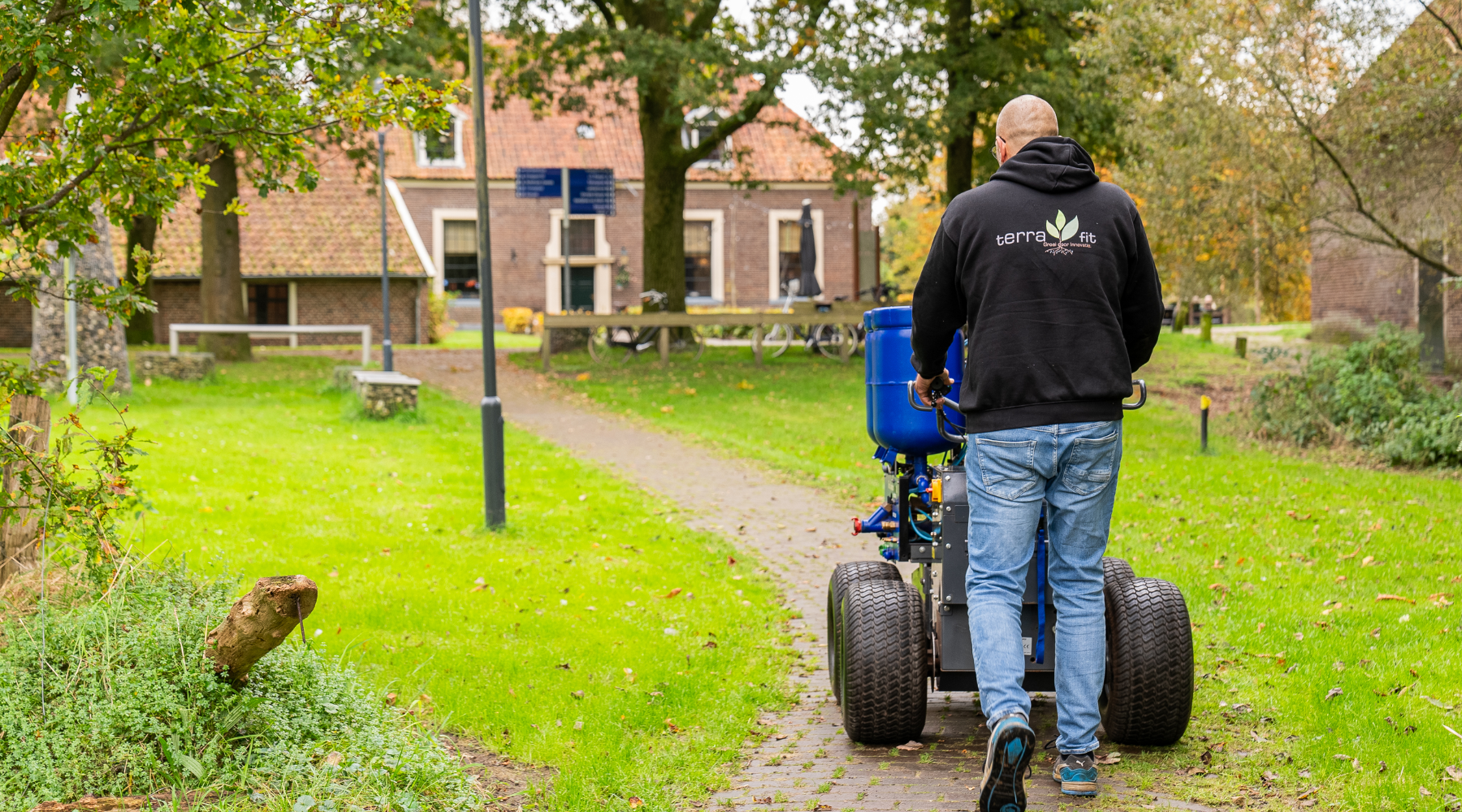 Terrafit maakt bodemverbetering bij bomen praktisch én rendabel