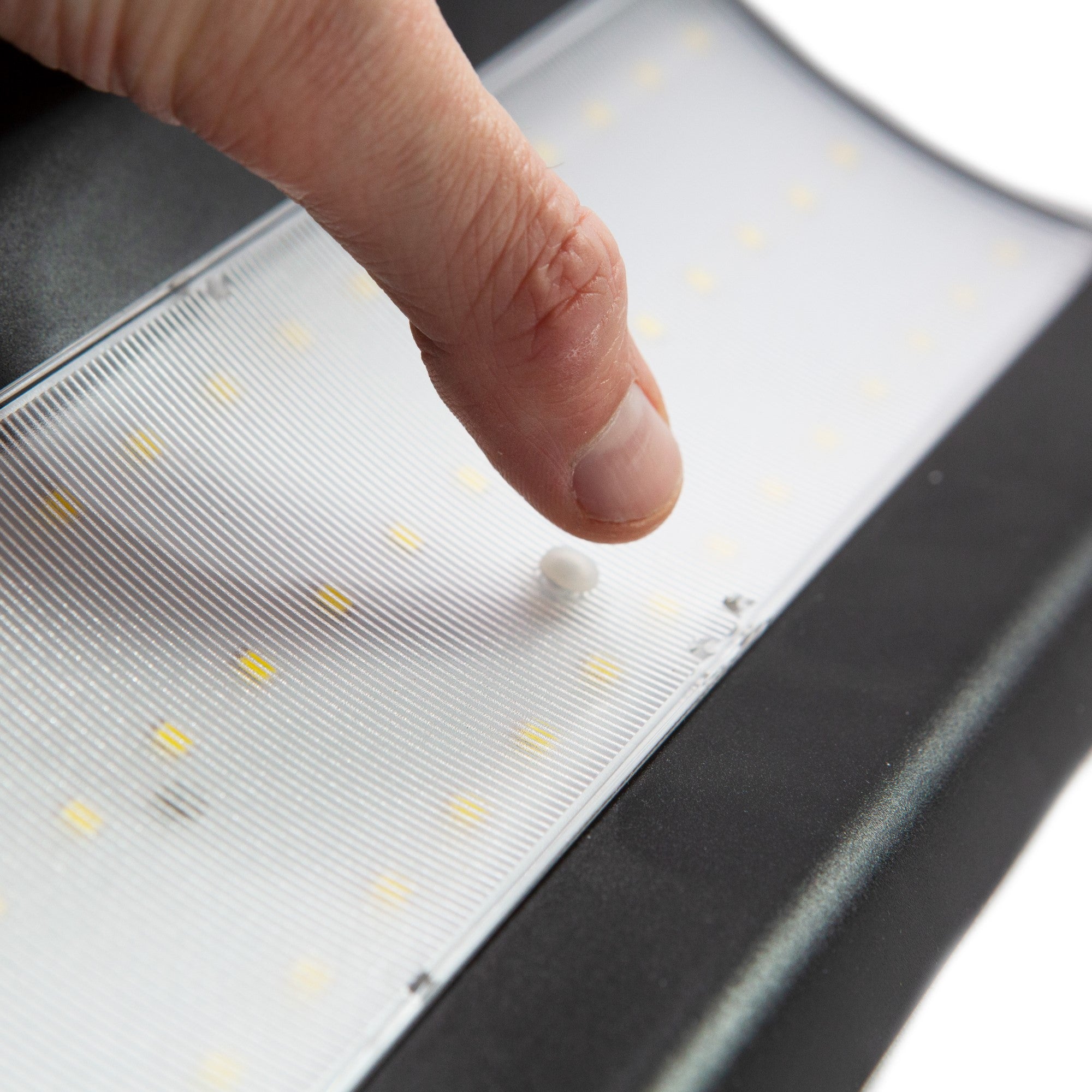 Iplux® Solar LED Wandlamp SafeSense Elite 1100lm