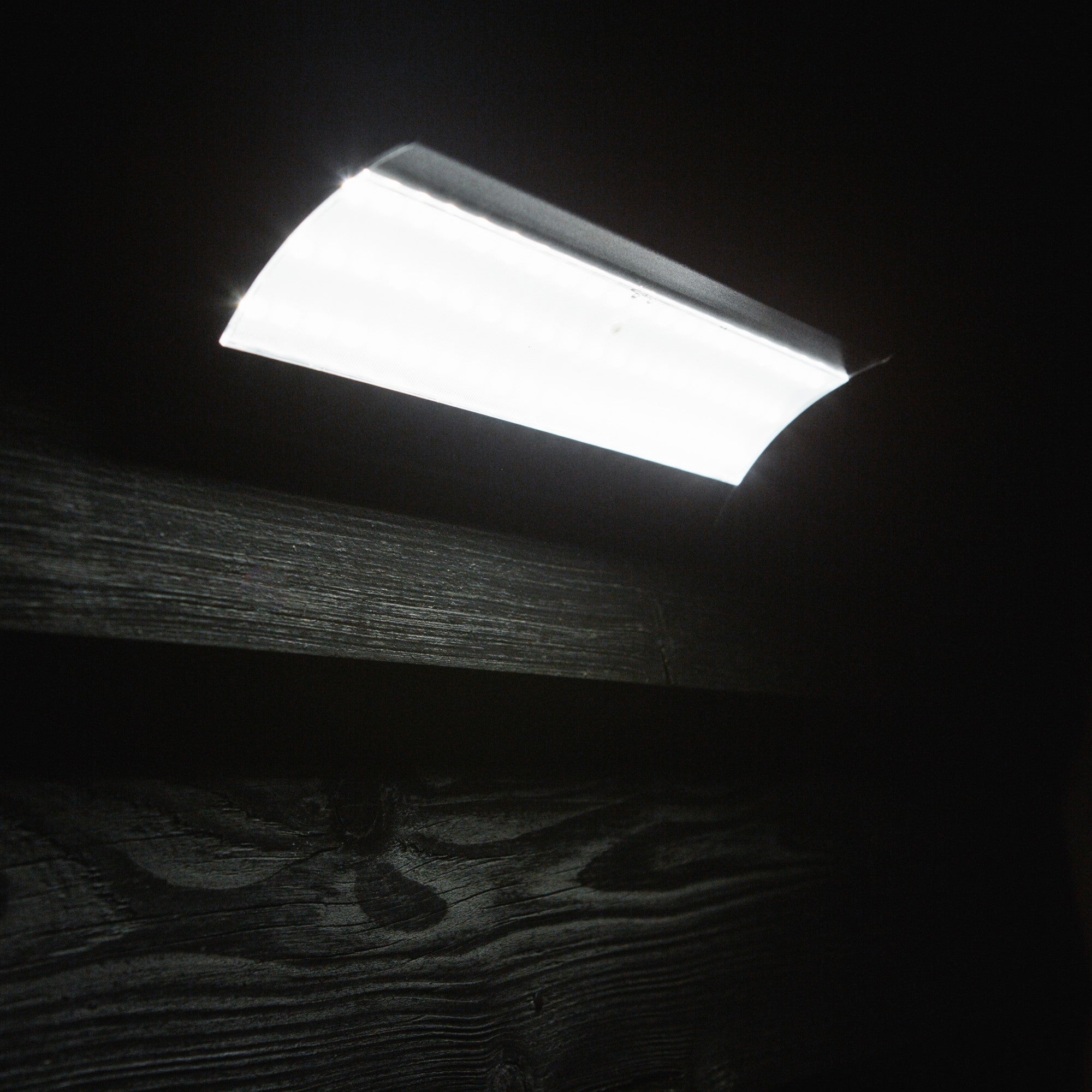 Iplux® Solar LED Wandlamp SafeSense Elite 1100lm