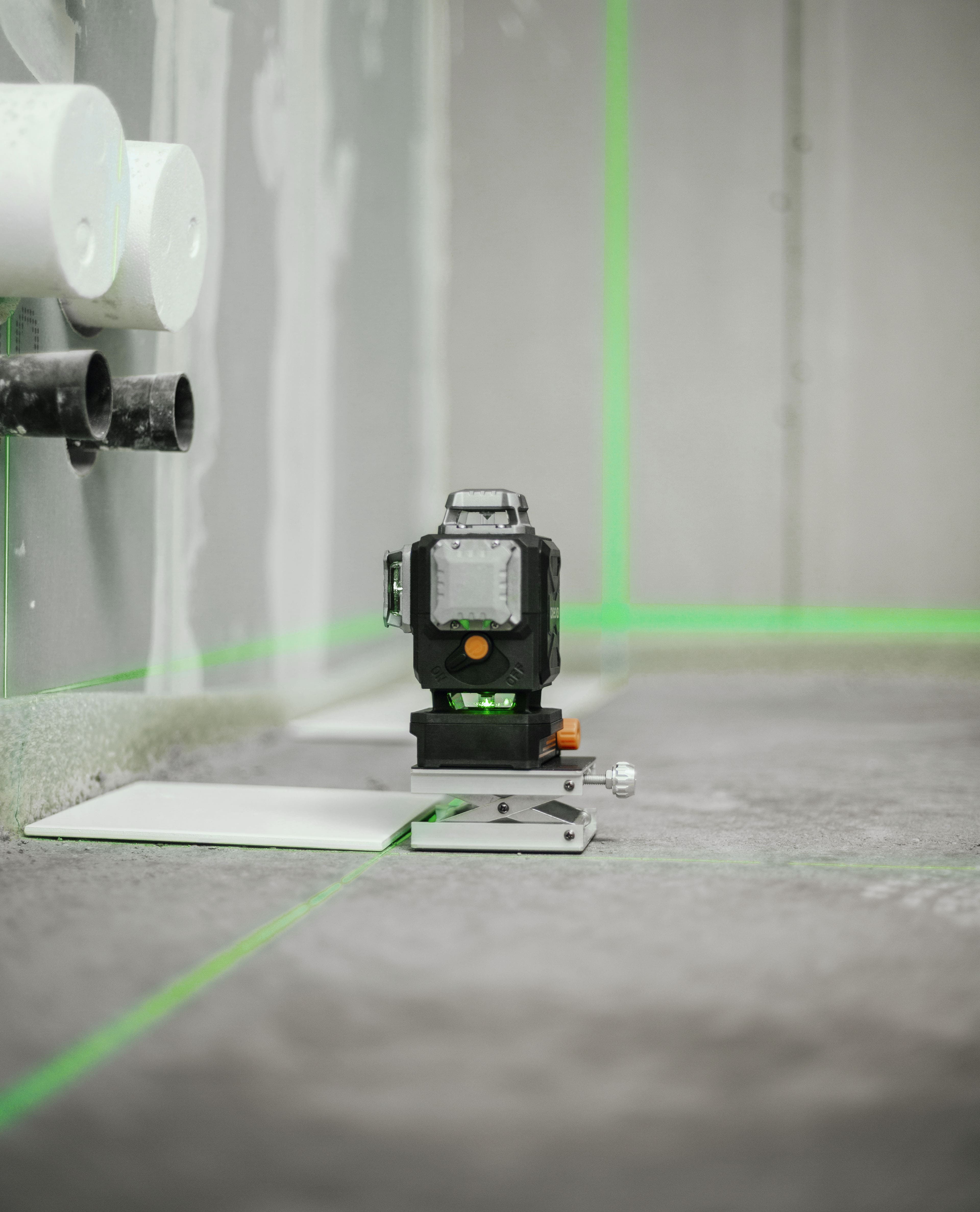 Axeo 4D - De veelzijdige laser met 2 horizontale laservlakken - voor plafond- en vloerwerkzaamheden