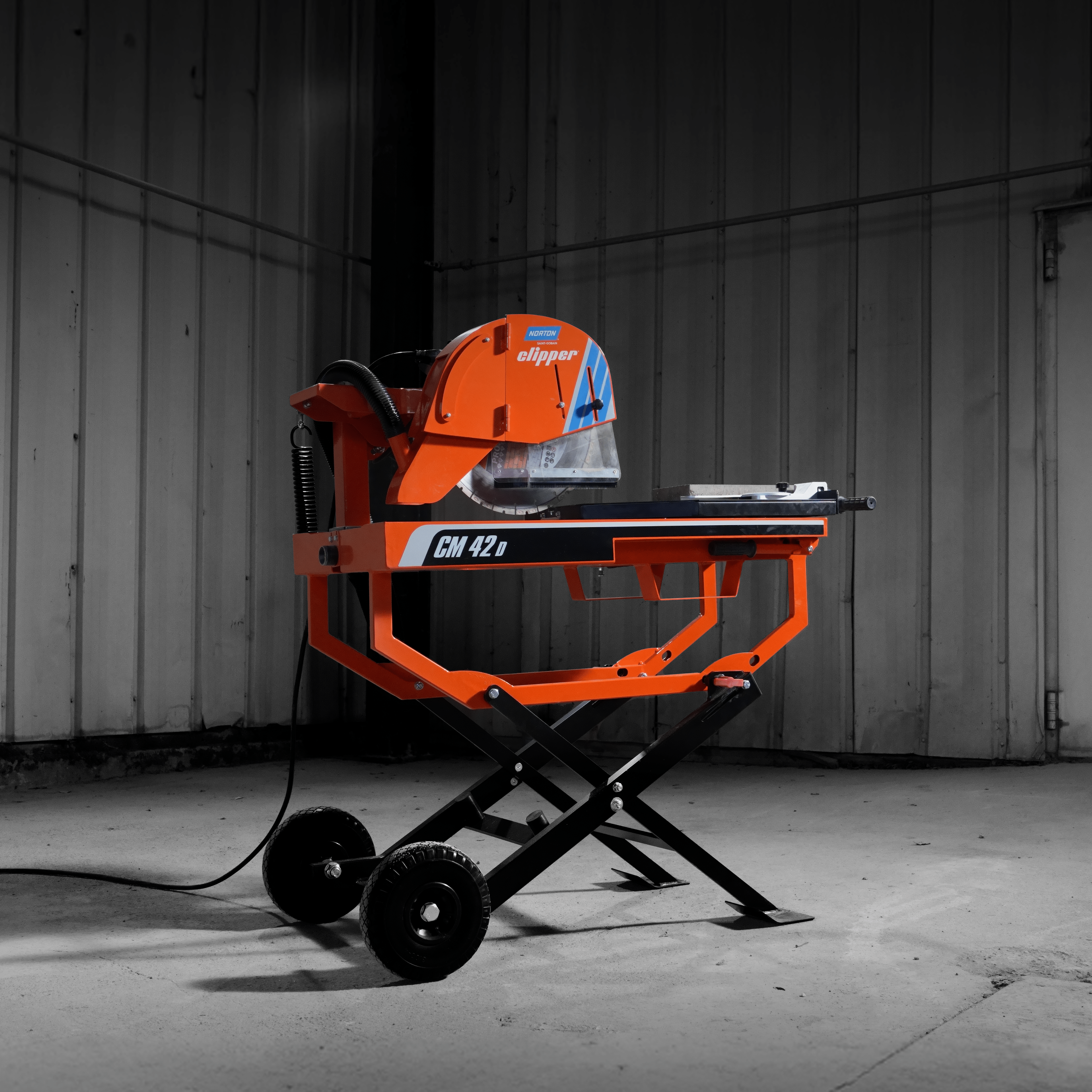 Norton Clipper CM42 Dry + CV 340 Uno stofzuiger + Pro Universeel Silencio Diamantzaagblad